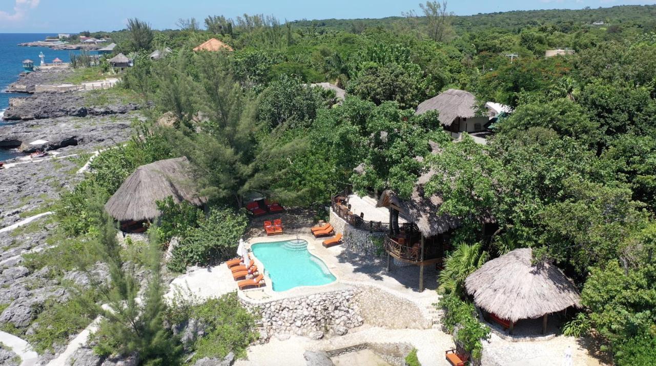 Tensing Pen Hotel Negril Exterior photo